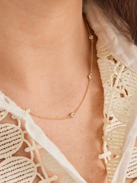 Mary Necklace