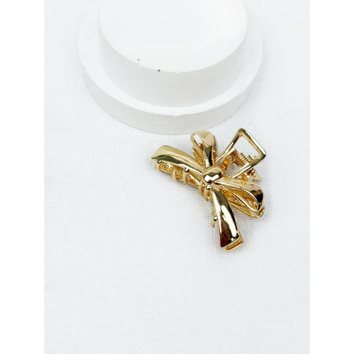 Metal Bow Medium Claw Clips