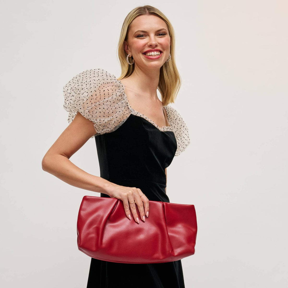 Franny Clutch: Black