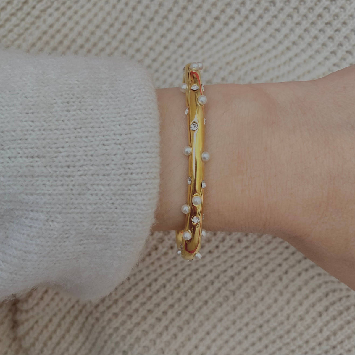 Pearls Bangle Bracelet Gold Plated