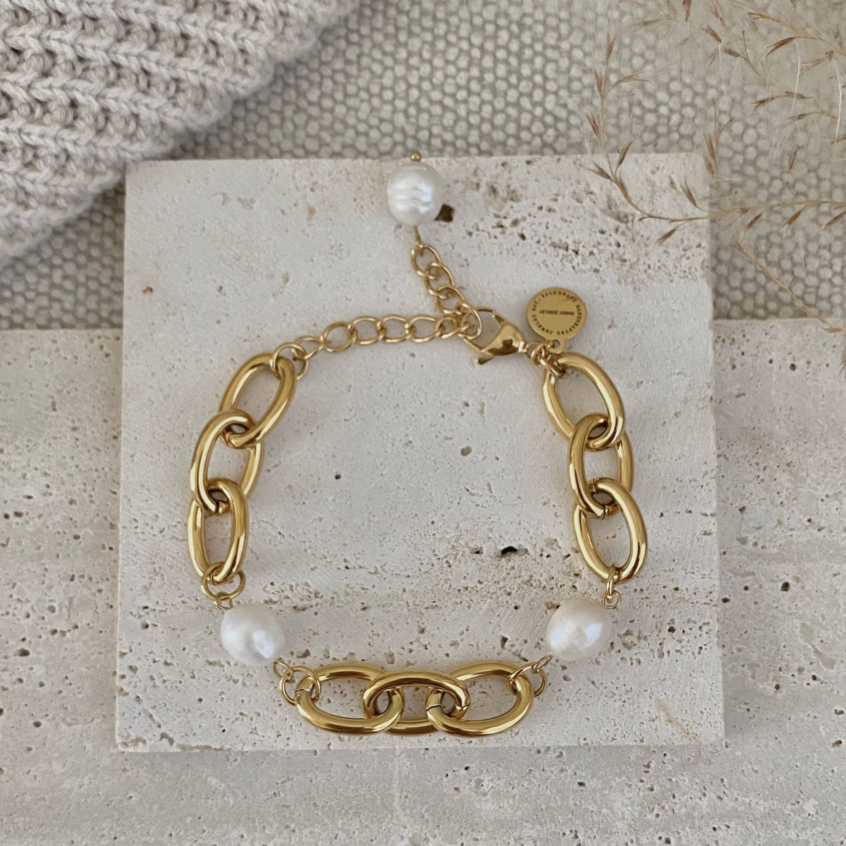 Oval Pearl Bracelet Gold Plated