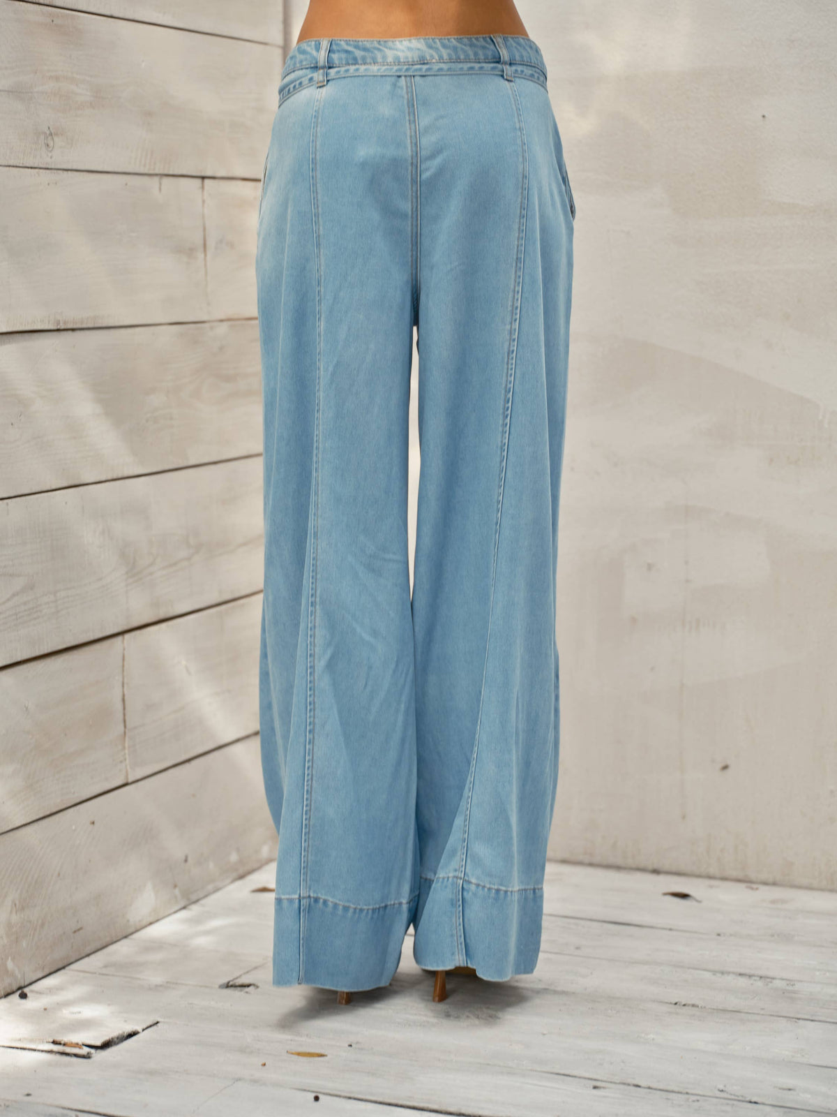 Alma Wide Leg Jeans