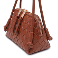 Essa Crossbody