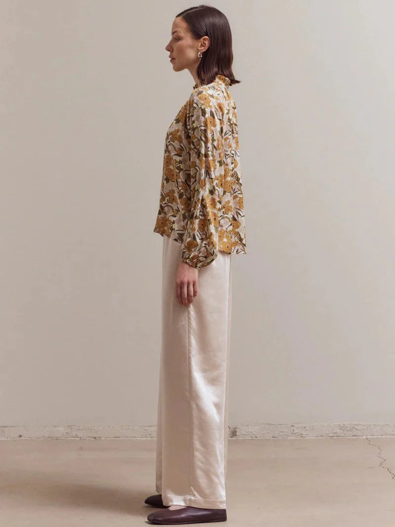 Greta Balloon Sleeve Blouse