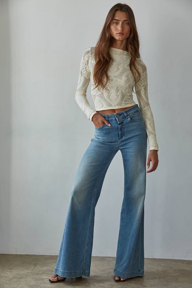 Knit Seamless Jacquard Mock Neck Top