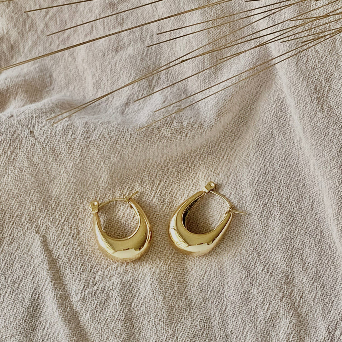 U Shaped Hoop Earrings 18k Gold Plated