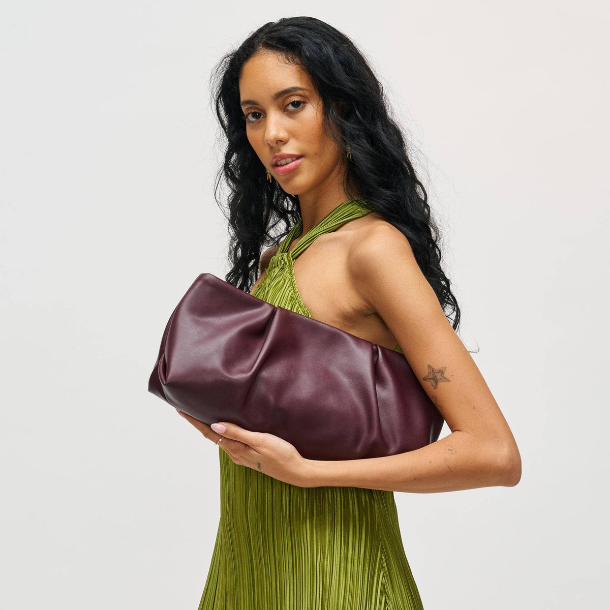 Franny Clutch: Black
