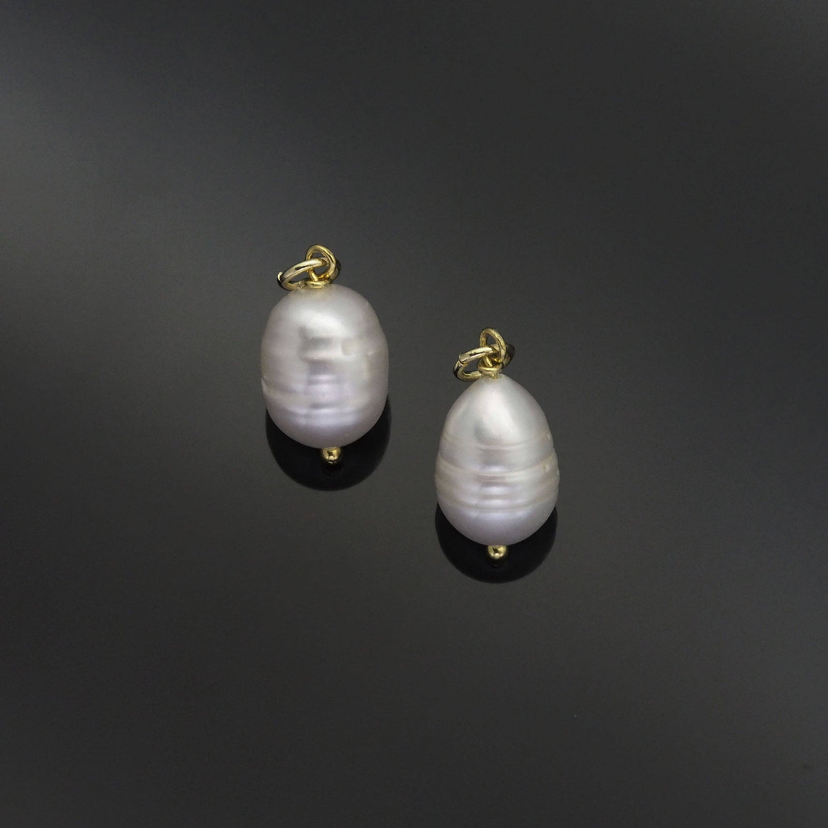 B&B Pearl Pendant Charm