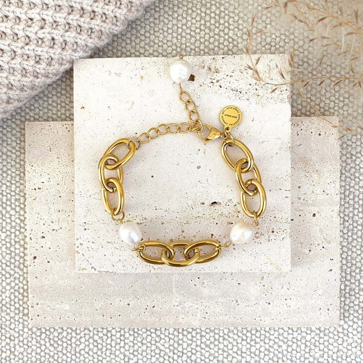 Oval Pearl Bracelet Gold Plated