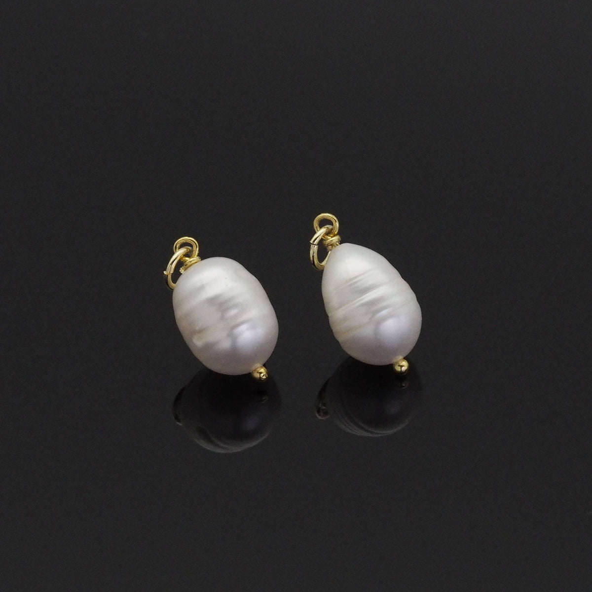 B&B Pearl Pendant Charm