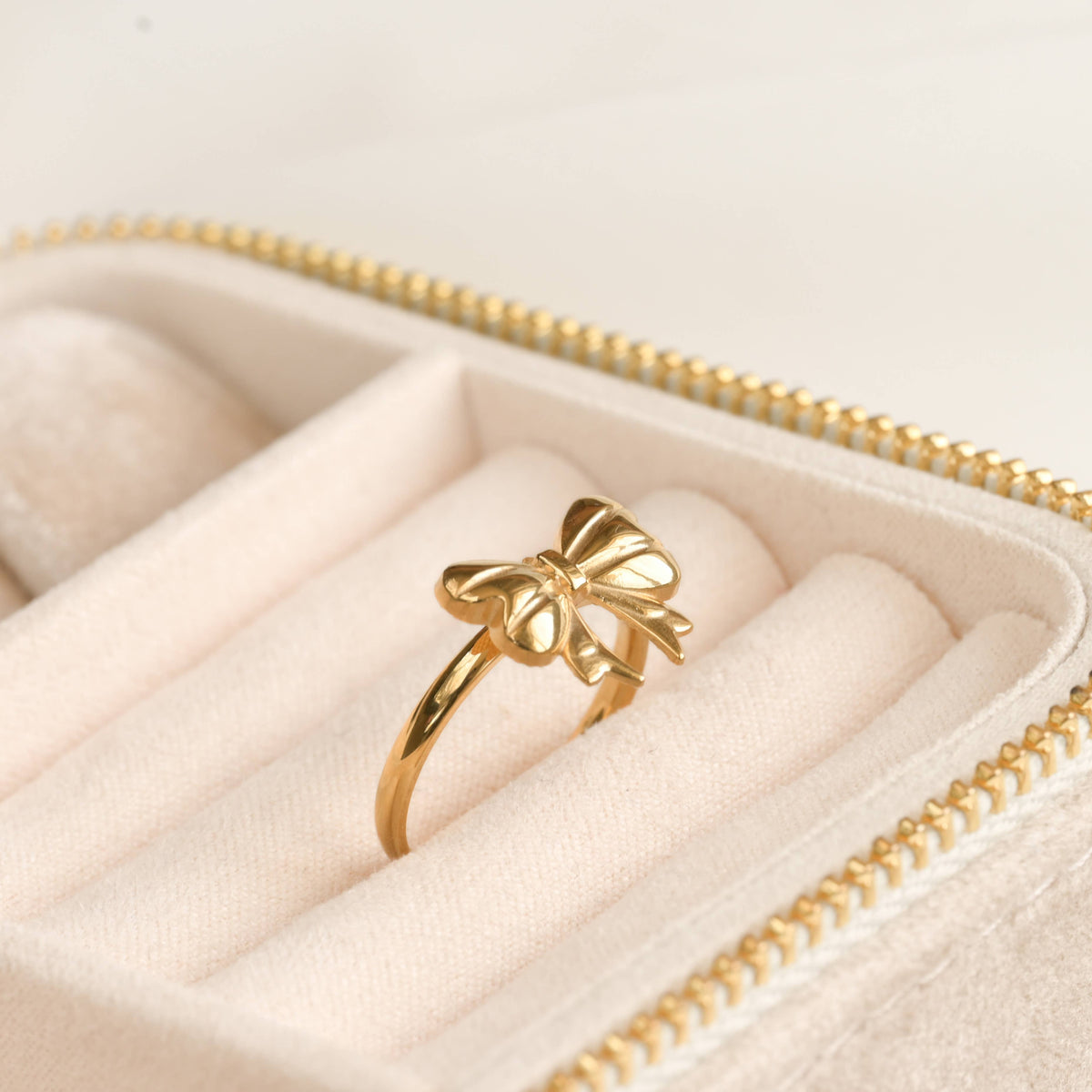 Dainty Bow Ring