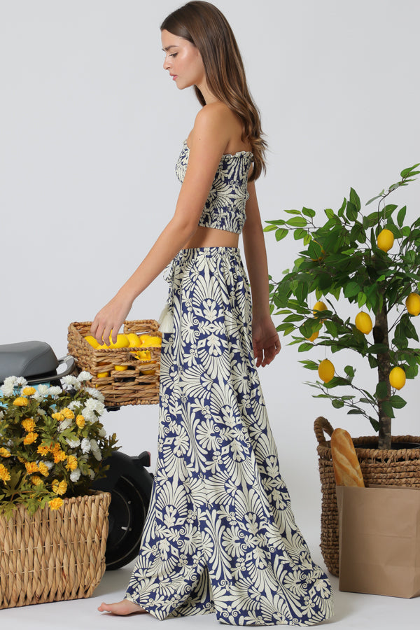 Nora summer resort wear two piece outfit side view flowy pants