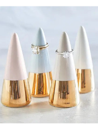 Ceramic Ring Cone Display